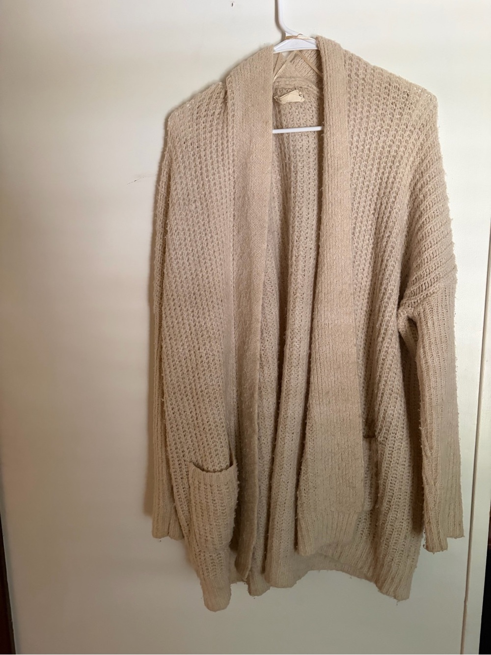 Dreamers Open-Front Chunky Knit Cardigan in Beige